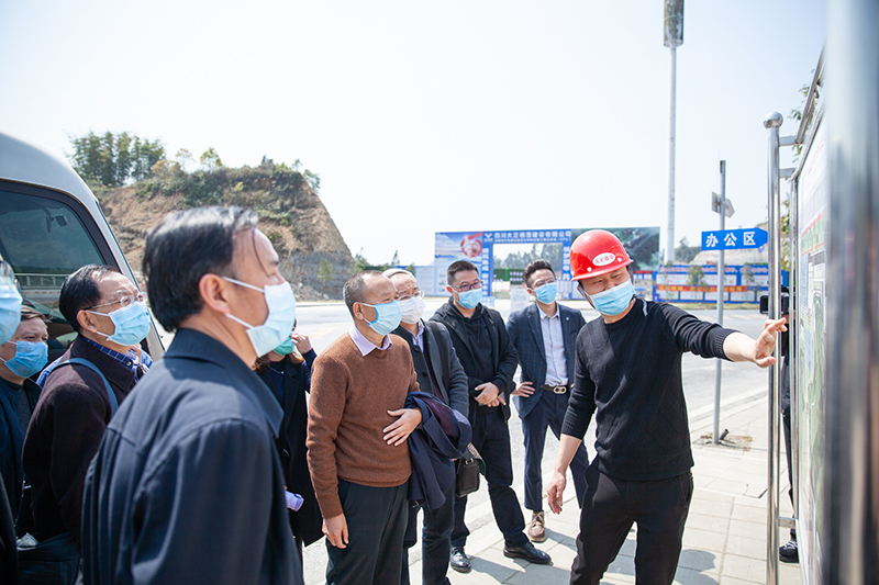 四川省裝配式建筑產(chǎn)業(yè)協(xié)會會長蒙昌嘉蒞臨川威連界基地調(diào)研(圖3)