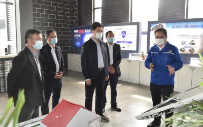 四川省委常委、宣傳部部長甘霖蒞臨川威集團(tuán)連界基地調(diào)研