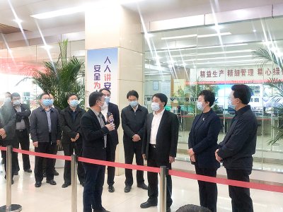 省委常委 常務(wù)副省長羅文蒞臨川威集團調(diào)研