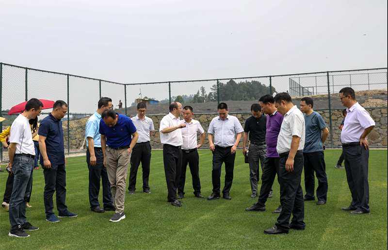 重慶市體育局副局長楊貴山率隊到川威集團(tuán)連界基地調(diào)研(圖2)