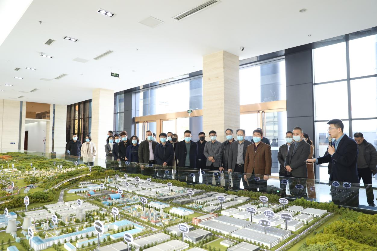 省冶金地質勘查院侯院長一行蒞臨川威集團連界基地考察交流