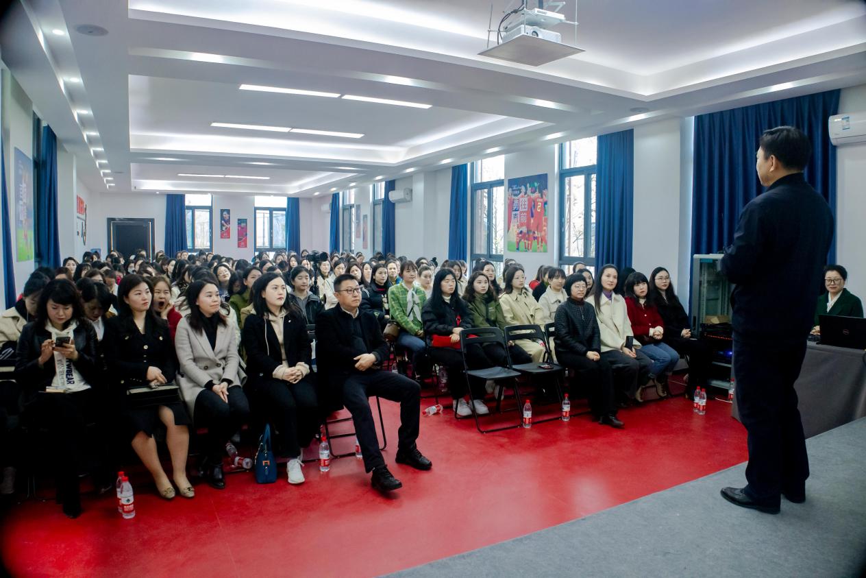 川威集團(tuán)開展2023年慶“三八”國(guó)際婦女節(jié)系列活動(dòng)(圖7)