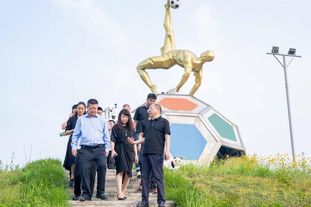 中國(guó)國(guó)旅到川威集團(tuán)考察交流(圖2) 中國(guó)國(guó)旅到川威集團(tuán)考察交流(圖2)