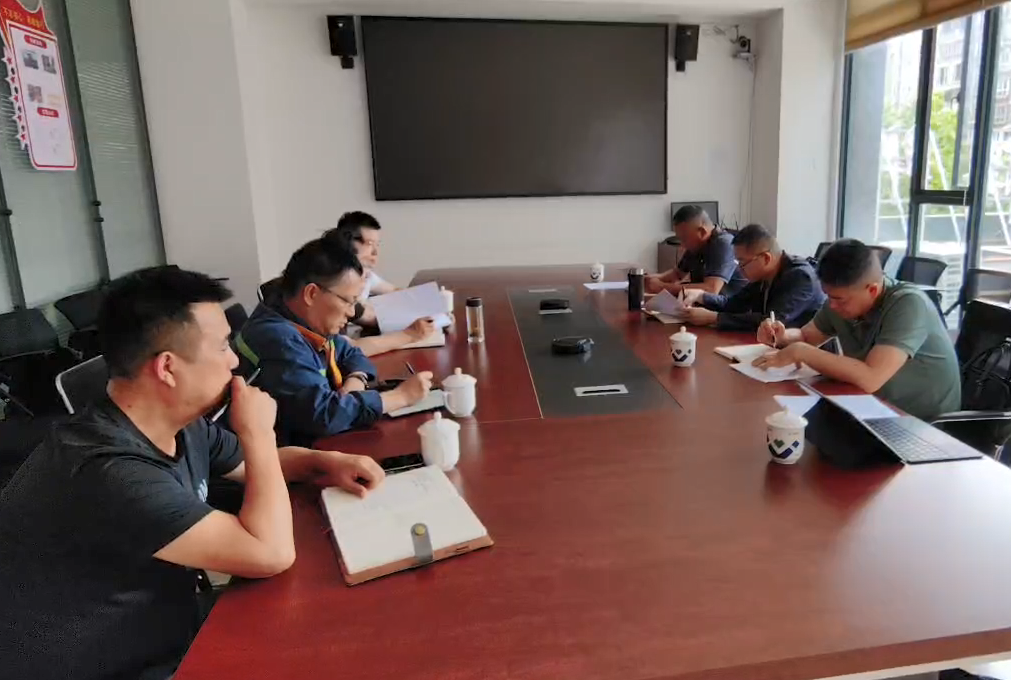 會理市委副書記、市長徐陽到礦業(yè)總公司財通公司調(diào)研(圖3)