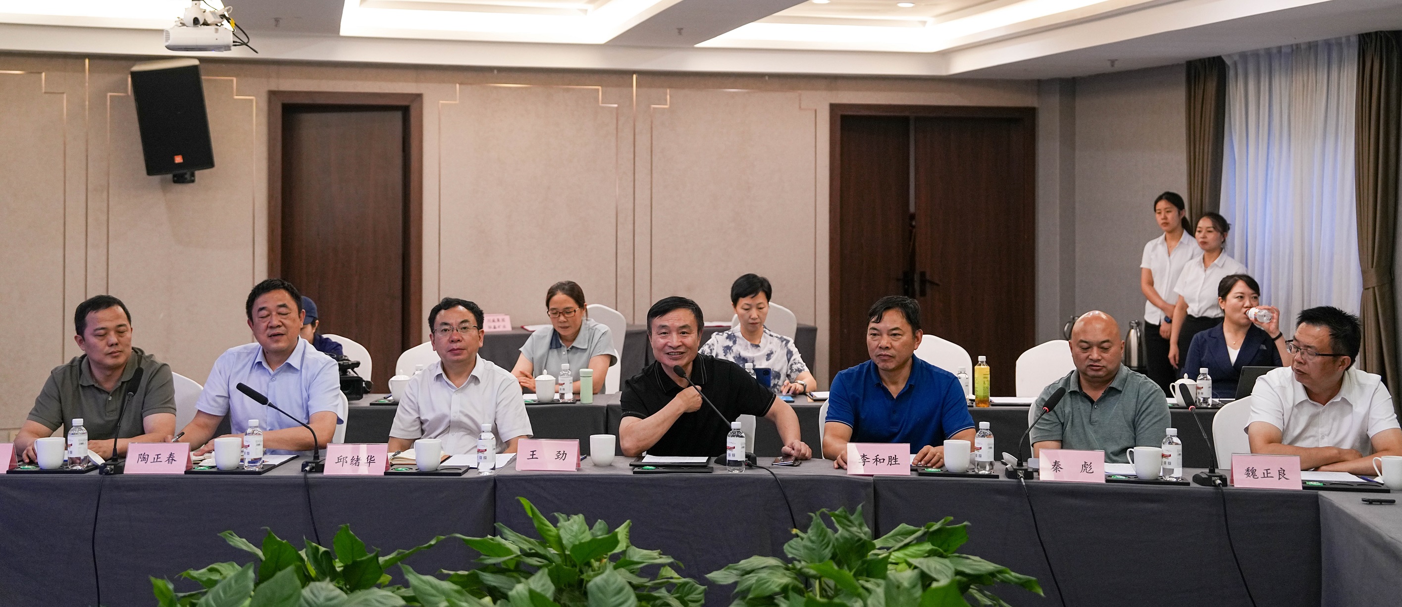 西鄉(xiāng)縣常務(wù)副縣長(zhǎng)孫旭一行到川威連界基地調(diào)研(圖3)
