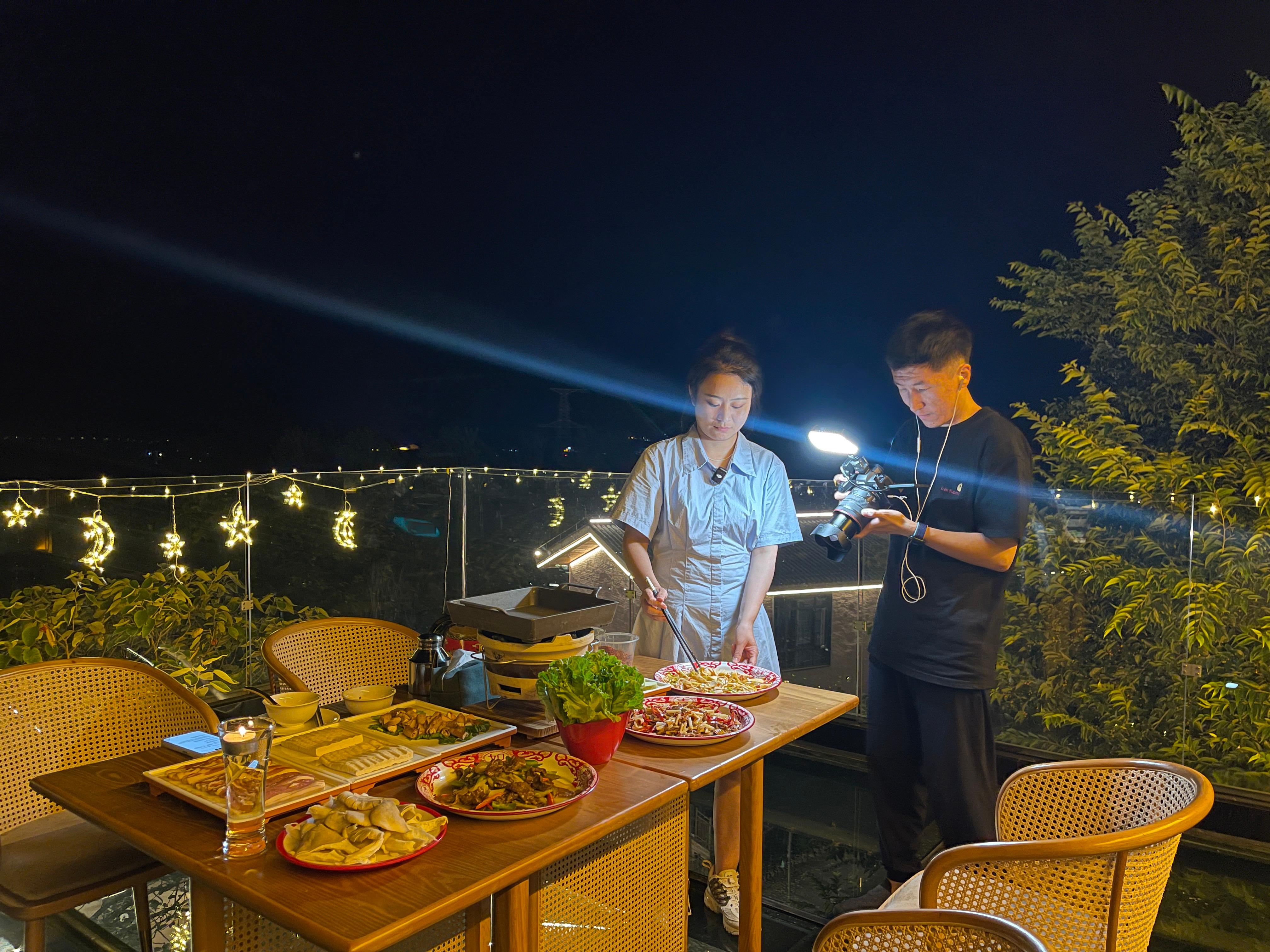 跟隨央視《消費(fèi)主張》品嘗云里民宿別樣美食(圖3) 跟隨央視《消費(fèi)主張》品嘗云里民宿別樣美食(圖3)