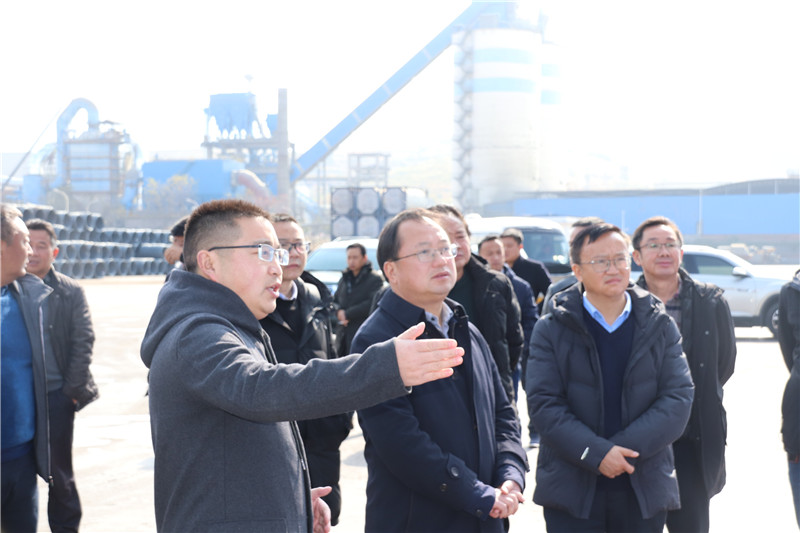 涼山州州委常委、西昌市市委書記馬輝視察通宇物流攀西（裝配建材）物流港(圖1)