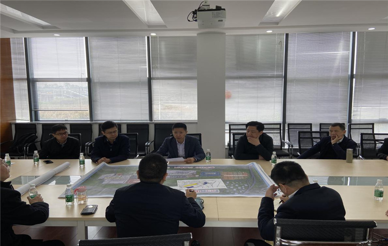 內江市市中區(qū)區(qū)委書記馬炬一行蒞臨通宇物流渤商公司視察指導工作(圖2)