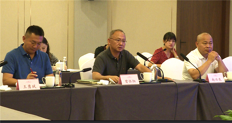 西昌市委副書記曾懷陽一行到川威調(diào)研(圖6)