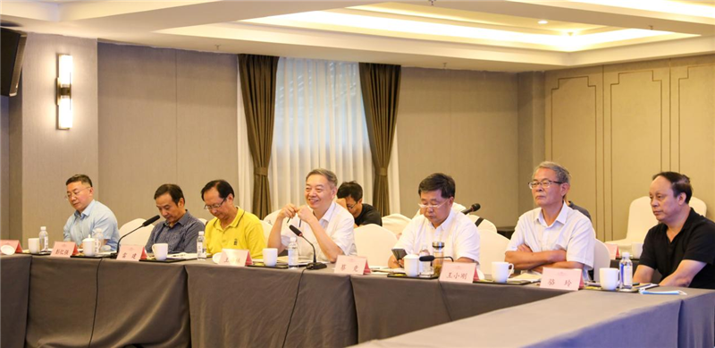 四川省委省政府決策咨詢(xún)委員會(huì)到川威集團(tuán)交流調(diào)研(圖4)